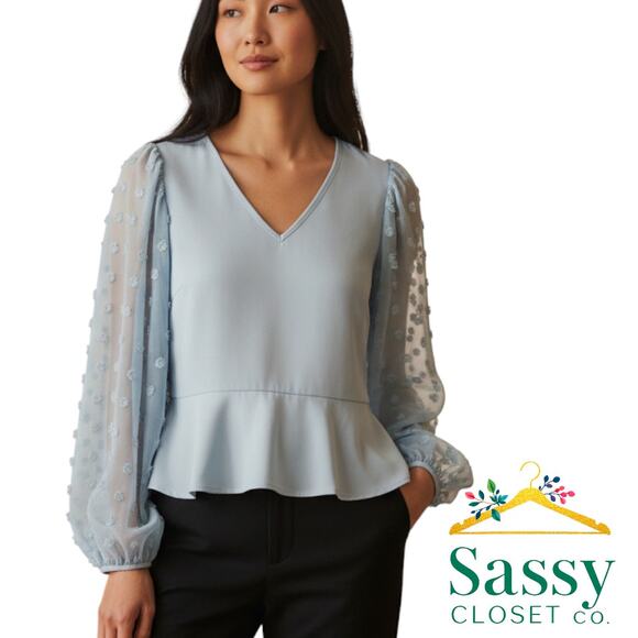 Peach Love California Light Blue Peplum Top M V‑Neck Swiss Dot Sleeve EUC - Picture 8 of 9